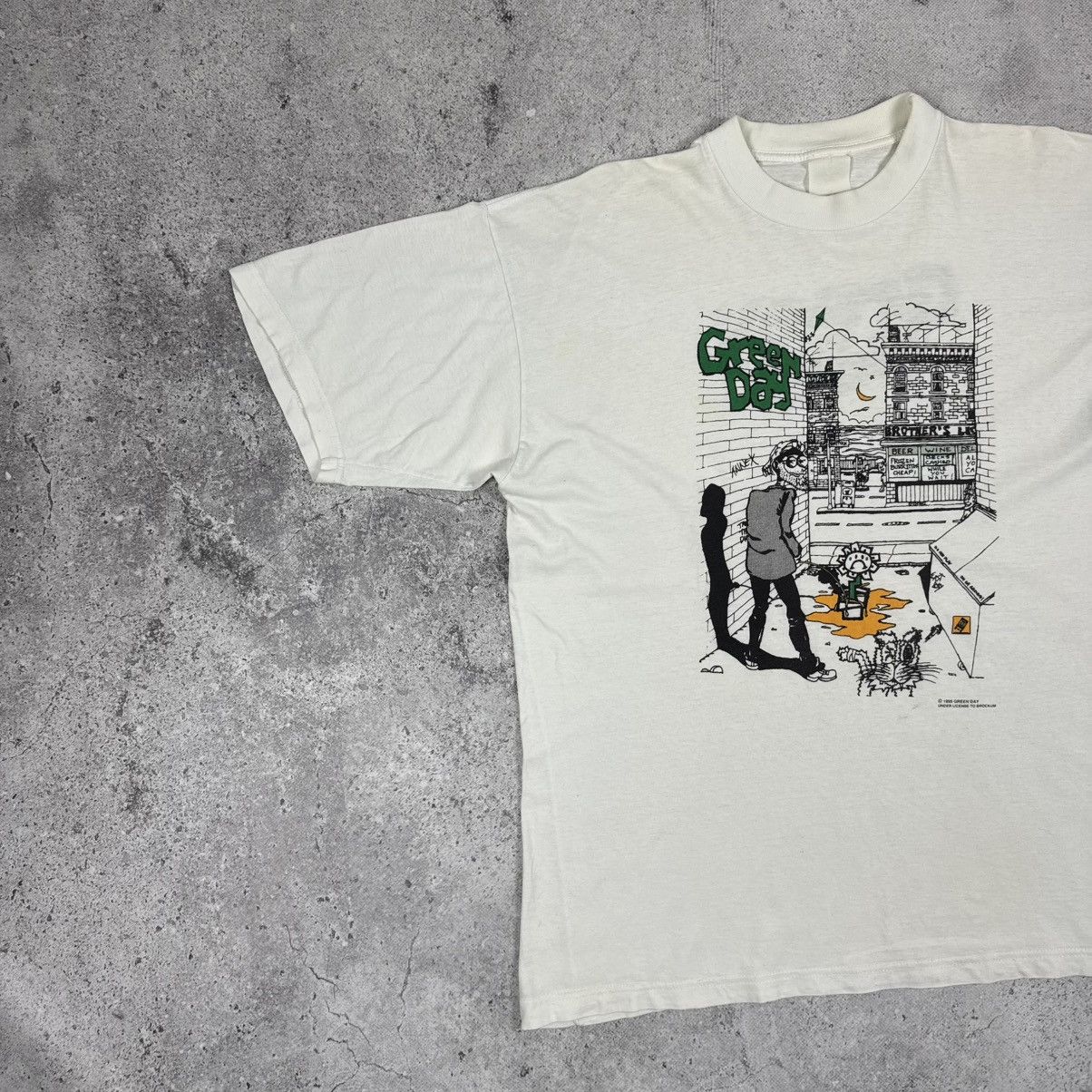 Band Tees Vintage 1995 Green Day “Sad Flowers” Brockum Tee T Shirt Size US XL / EU 56 / 4 - 4 Thumbnail