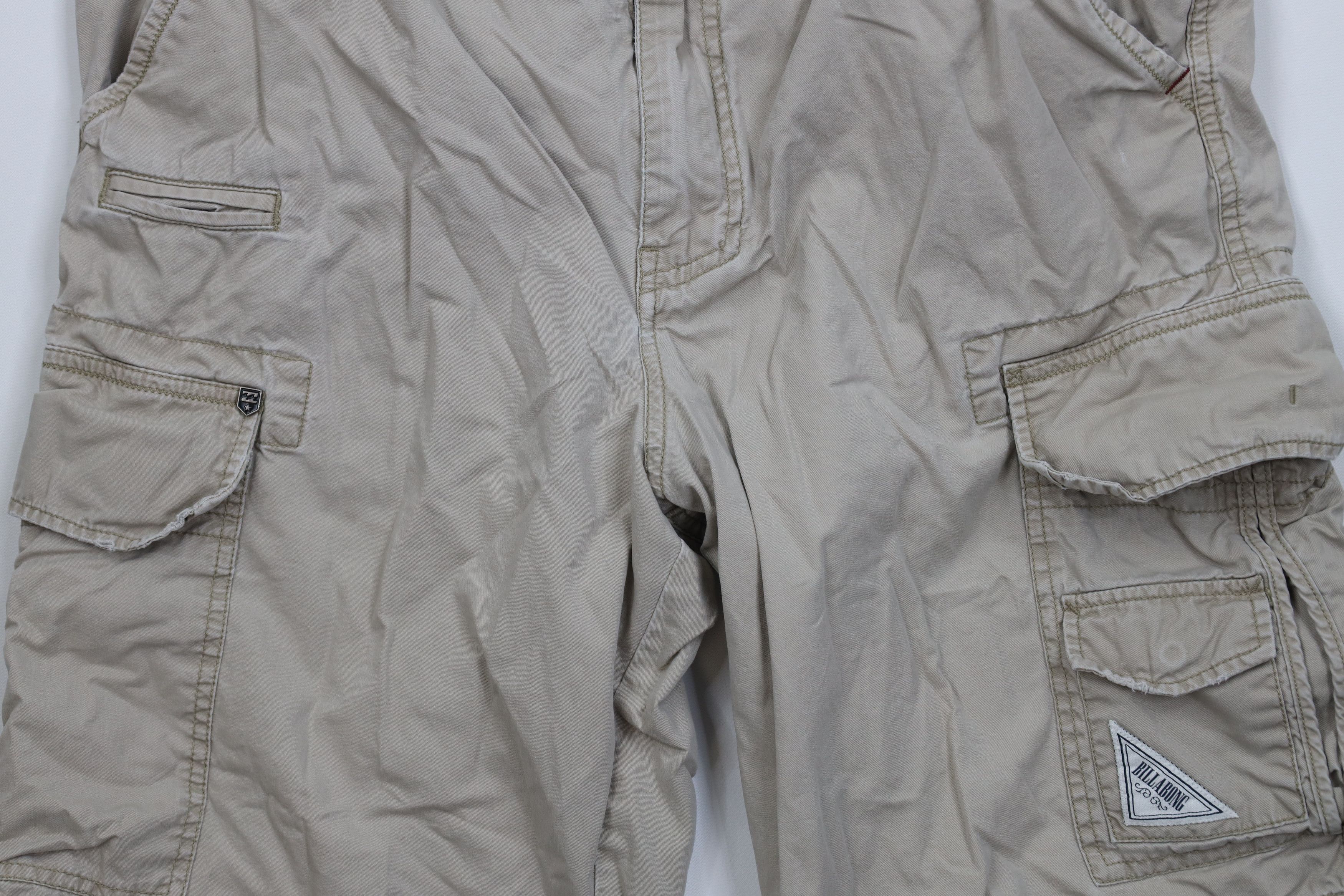 Billabong Vintage Y2K Billabong Surfing Spell Out Cargo Shorts Beige Size US 32 / EU 48 - 3 Thumbnail