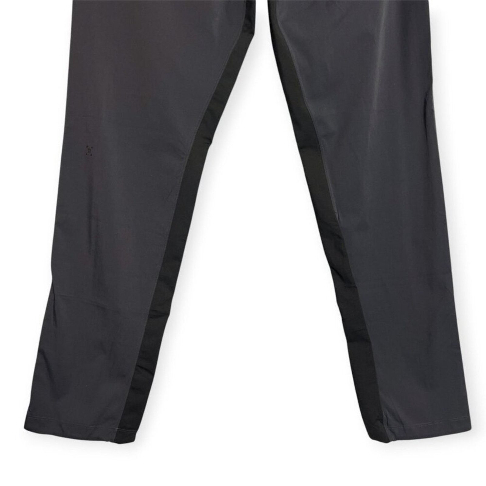 Lululemon Lululemon Great Wall Pant 32" SIZE M Black Gray Lightweight Size US 32 / EU 48 - 12 Thumbnail
