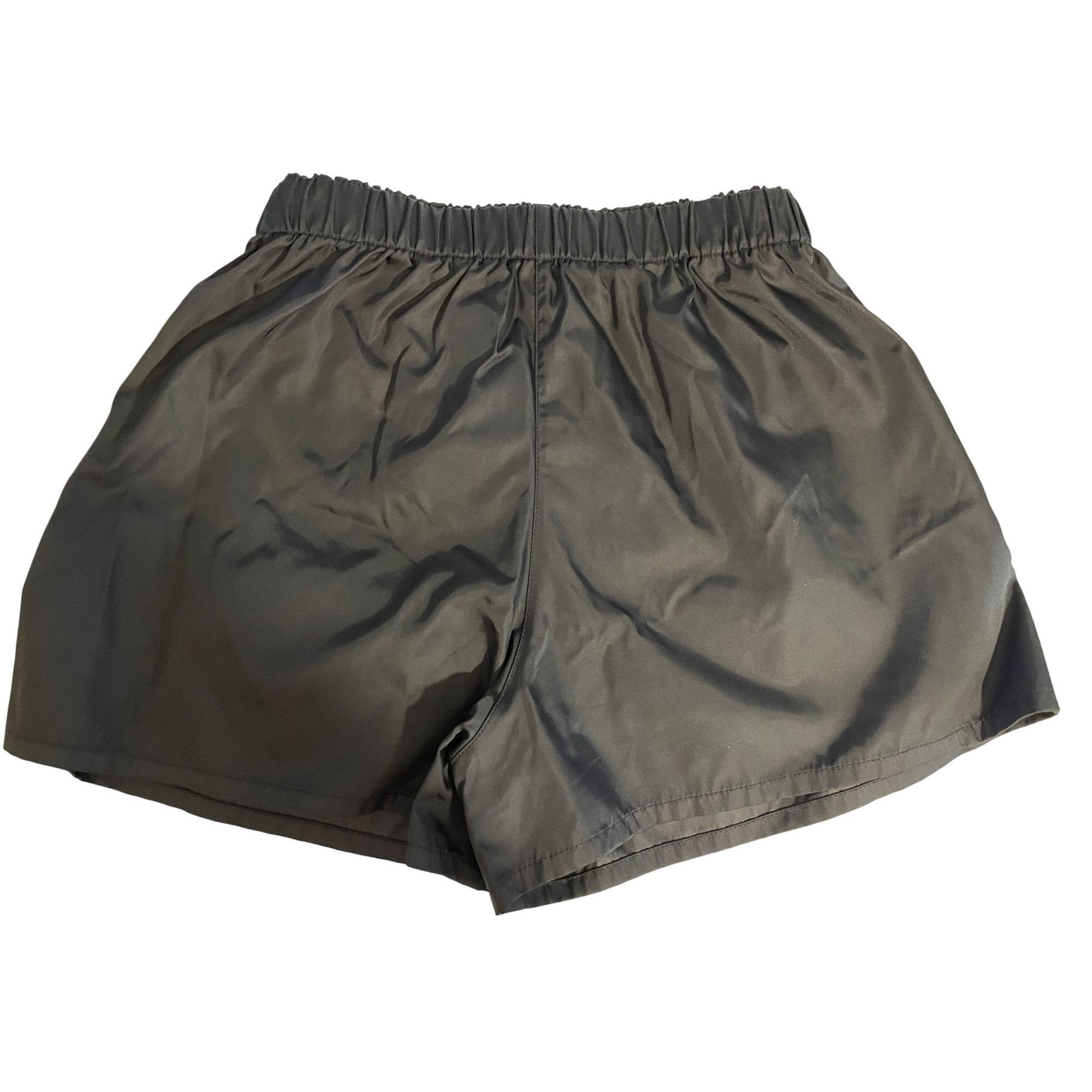 Prada Prada Black Nylon Drawstring Shorts W/ Detachable Pouch For Size 42" / US 20 - 2 Thumbnail
