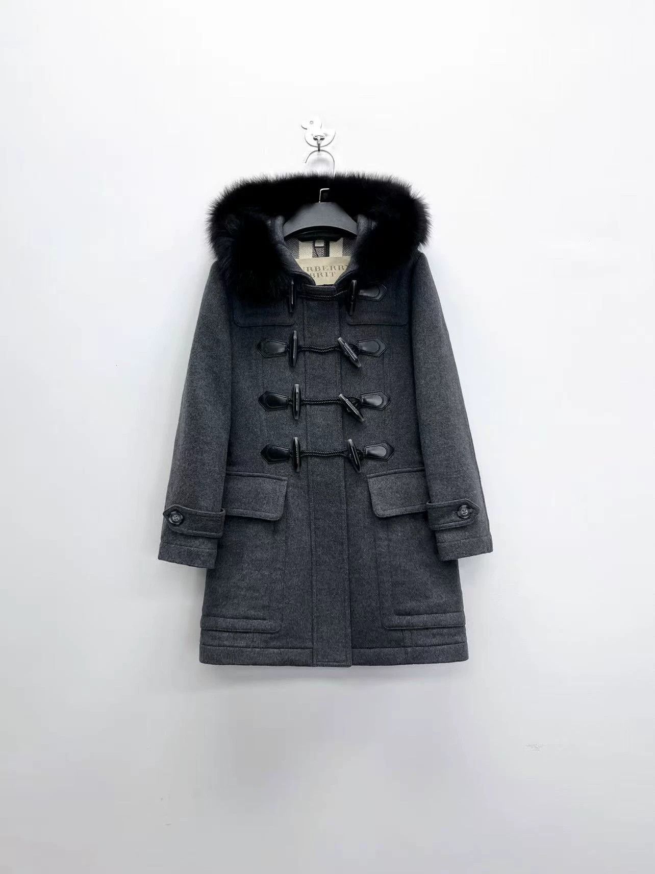 Burberry Burberry Gray Wool Coat with Fur Collar Size US XS / EU 42 / 0 - 1 Thumbnail