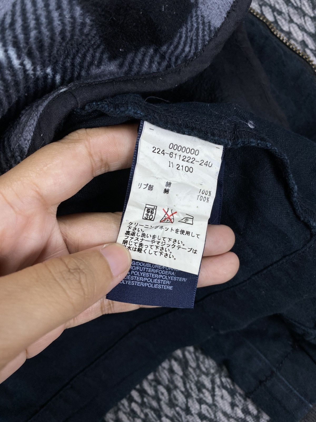 Tommy Hilfiger Vtg Tommy Hilfiger Faux Fur Multipocket With Belt Jacket Size US S / EU 44-46 / 1 - 14 Thumbnail