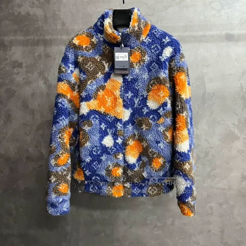 Louis Vuitton Louis Vuitton Blue Logo Jacquard Suede Tunic Long Sleeve J Size US L / EU 52-54 / 3 - 1 Thumbnail