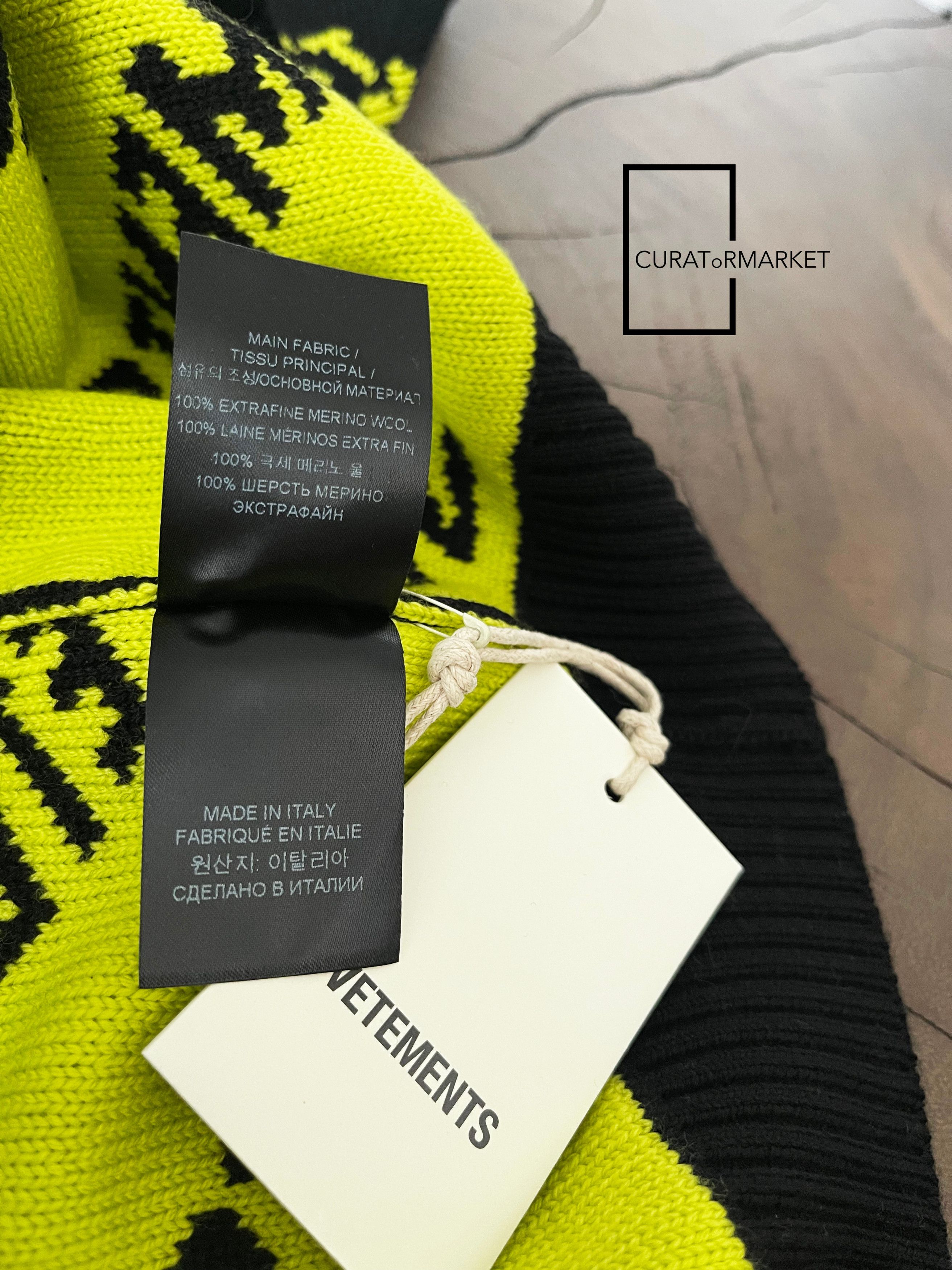 Vetements RARE Neon All Over Monogram Pattern Logo Knit Fine Wool FW22 Size US S / EU 44-46 / 1 - 11 Thumbnail