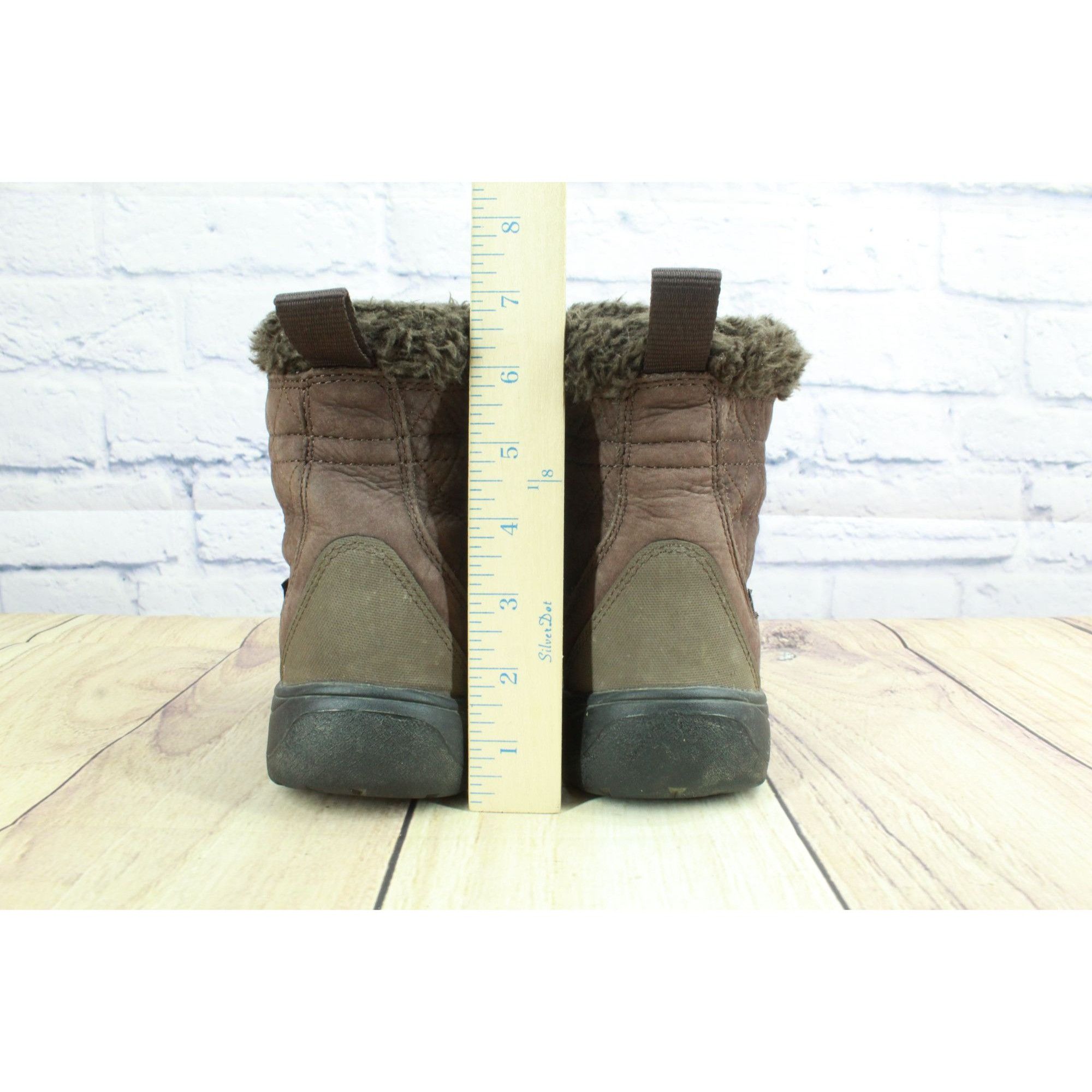 L.L. Bean LL Bean Suede Waterproof Quilted Insulated Winter Boots Size US 7 / IT 37 - 6 Thumbnail