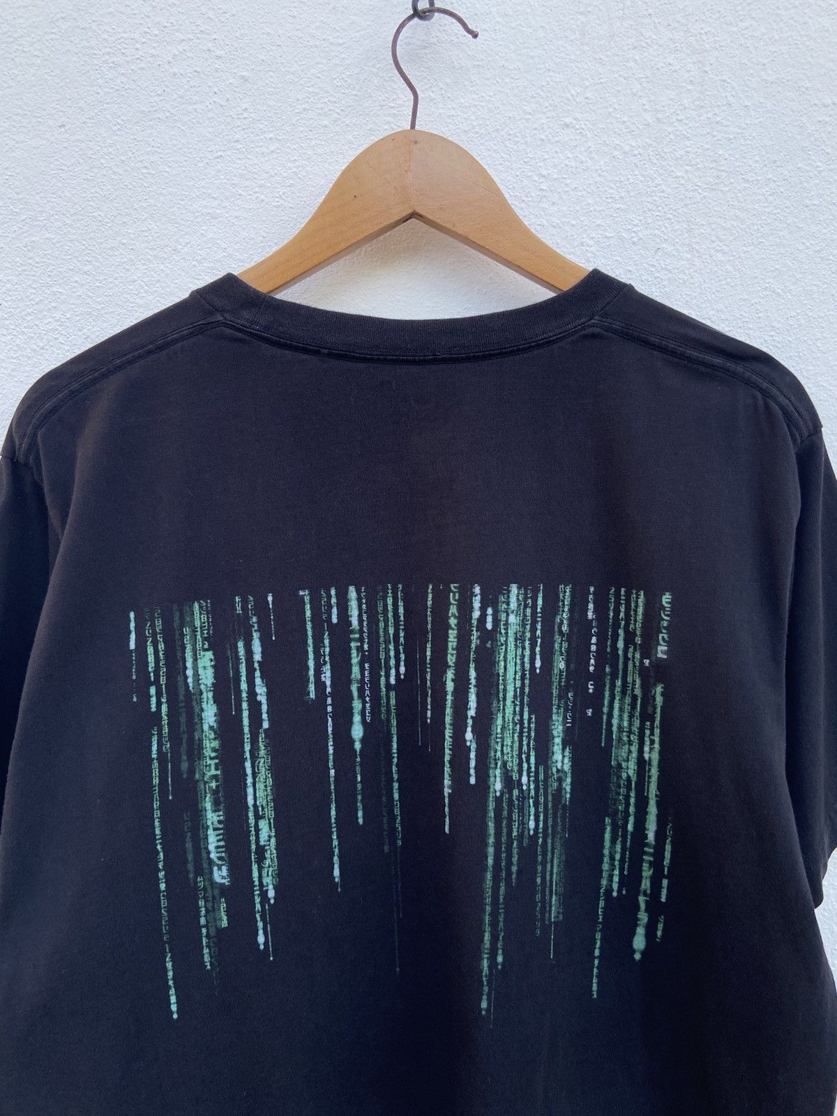 Uniqlo Matrix t shirt movies Size US L / EU 52-54 / 3 - 6 Thumbnail