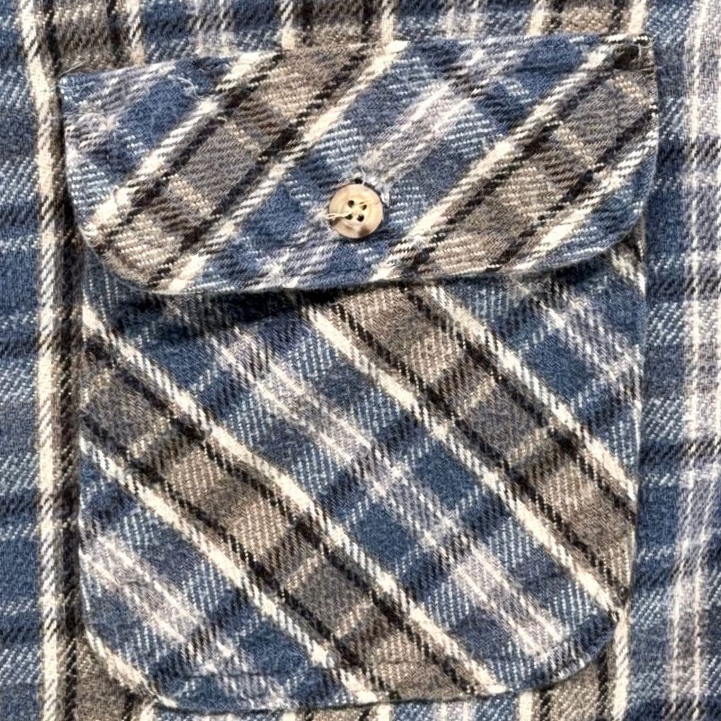 Carhartt VINTAGE Carhartt Shirt Adult 3XL Blue Gray Plaid Flannel Workwear USA 90s Size US XXL / EU 58 / 5 - 4 Thumbnail