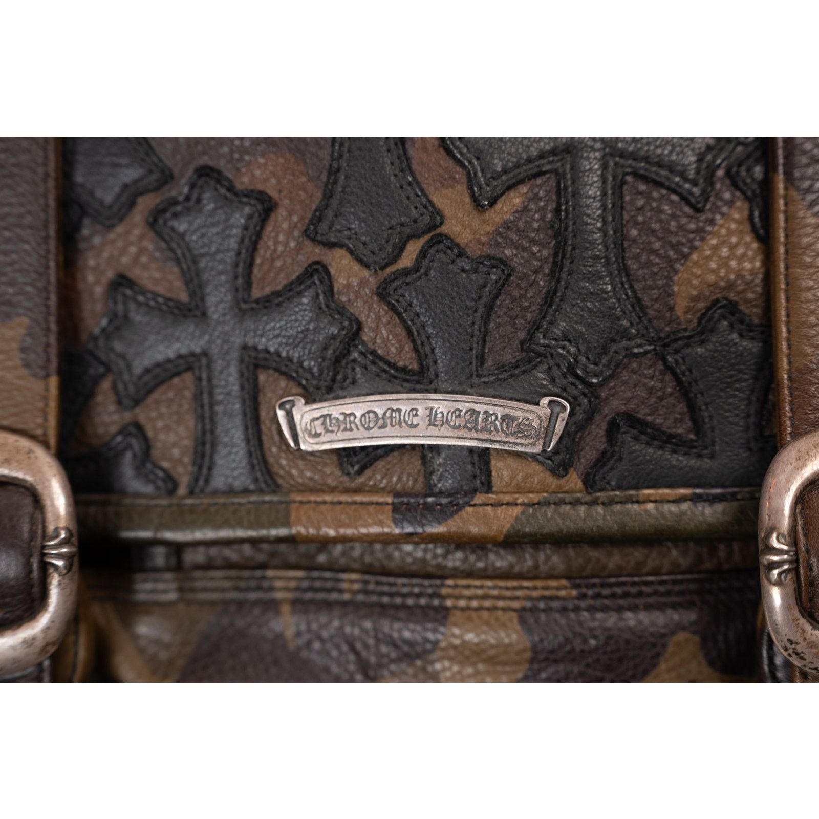 Chrome Hearts 1/1 XL Camo Leather Messenger Bag With Black Cross Patches Size ONE SIZE - 3 Thumbnail