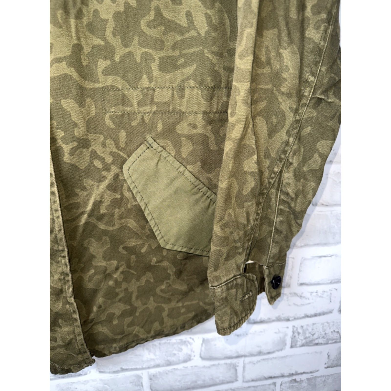Scotch & Soda Scotch & Soda UNFORGETTABLE Camo MILITARY STYLE Jacket Full Zip WOMENS XS Size XS / US 0-2 / IT 36-38 - 5 Thumbnail