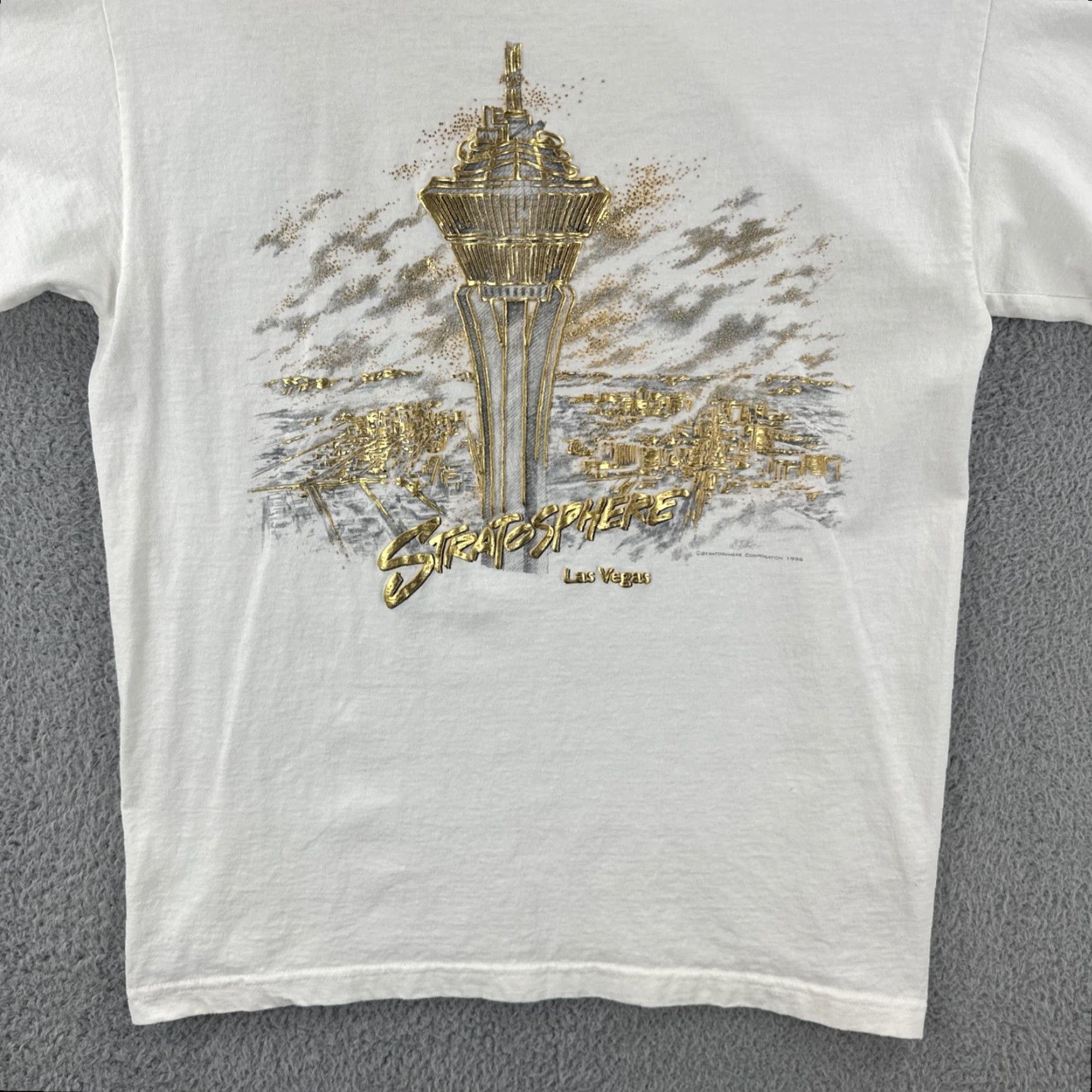 Vintage VINTAGE Stratosphere Las Vegas Men’s L Shirt White 1996 USA 90s Single Stitch Crew Neck Short Sleeve Cotton Knit T-Shirt Mens Size US L / EU 52-54 / 3 - 4 Thumbnail