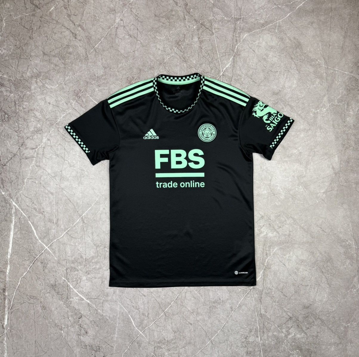 Adidas Adidas leicester city Jersey t-shirt Size US M / EU 48-50 / 2 - 1 Thumbnail