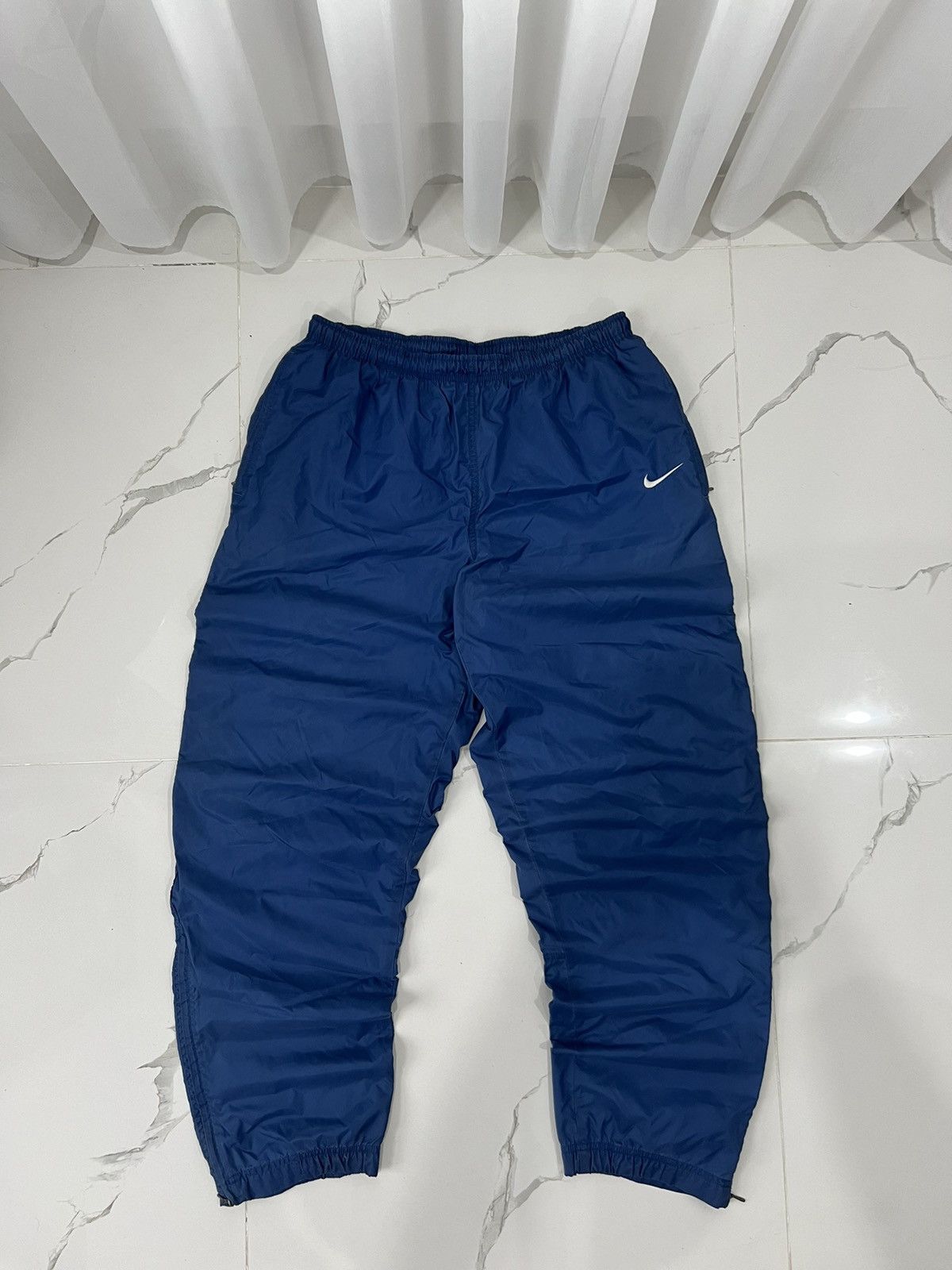 Nike 00’s NIKE VINTAGE SWOOSH LOGO BAGGY TRACK PANTS RARE Size US 34 / EU 50 - 1 Thumbnail