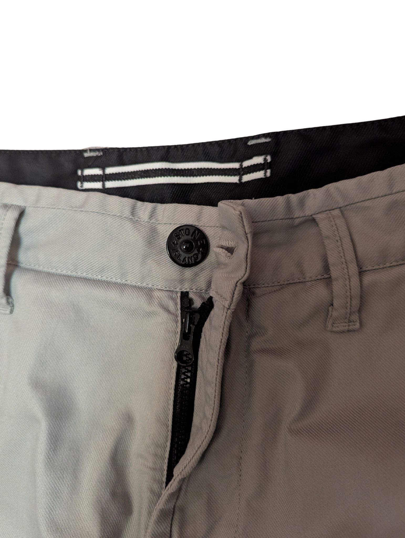 Stone Island Stone Island cargo pants in light grey, Type RE-T fit. Size US 30 / EU 46 - 12 Thumbnail