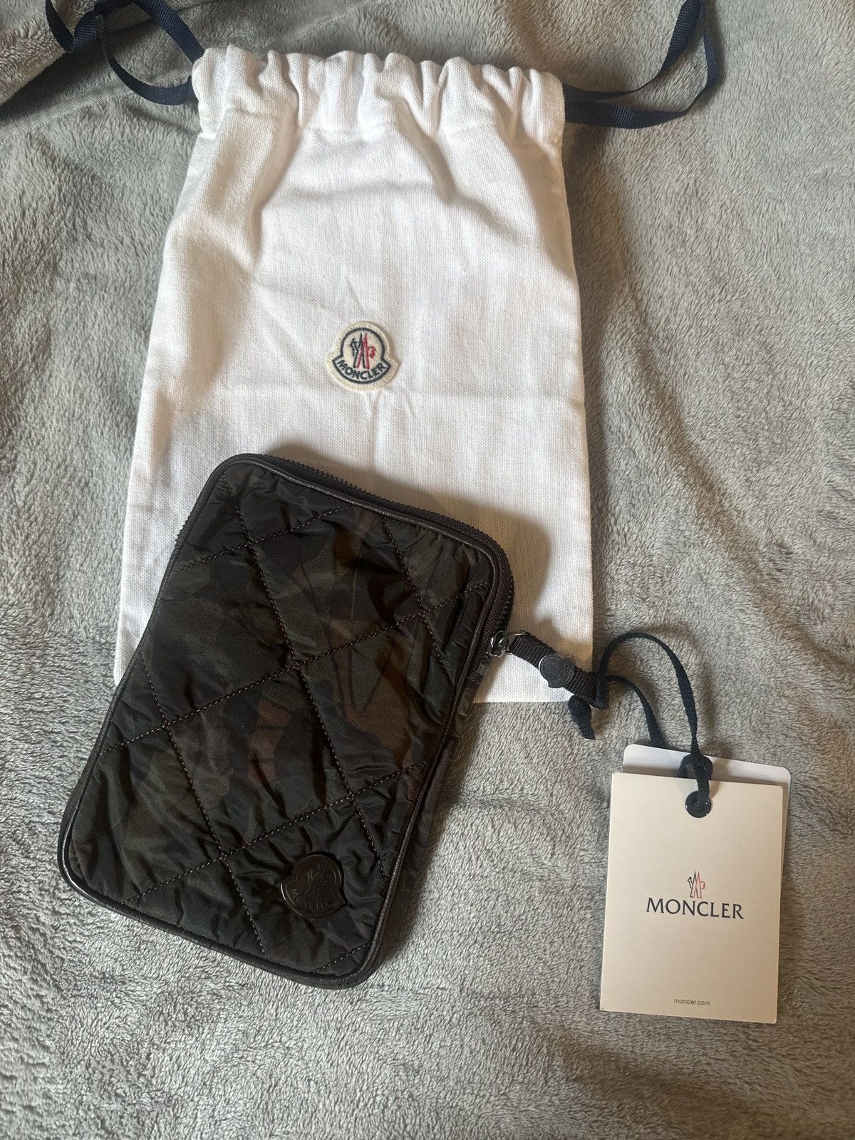 Moncler Moncler Mini Ipad suitcase Size ONE SIZE - 1 Thumbnail