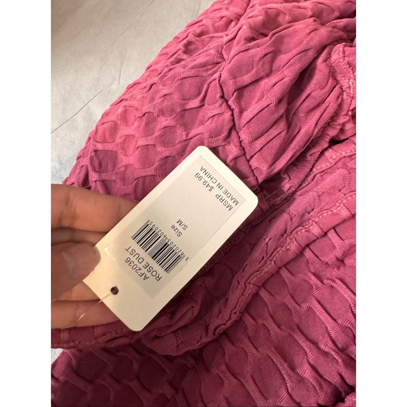 Other Rose Textured Honeycomb Jumpsuit S/M Size 28" / US 6 / IT 42 - 7 Thumbnail