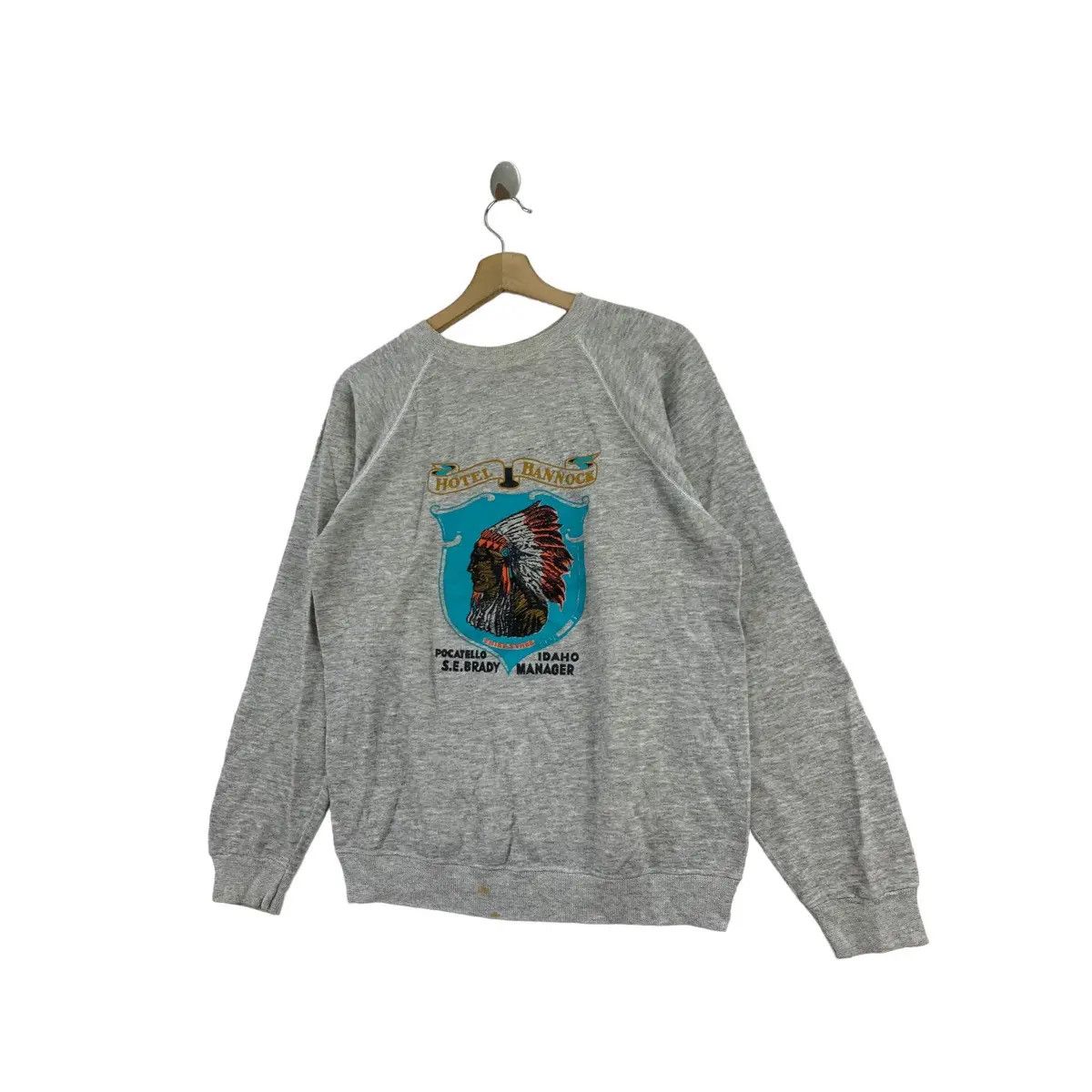 Vintage Vintage 80’ HOTEL BANNOCK CHIEF TYHEE Idaho Sweatshirt Size M / US 6-8 / IT 42-44 - 3 Thumbnail