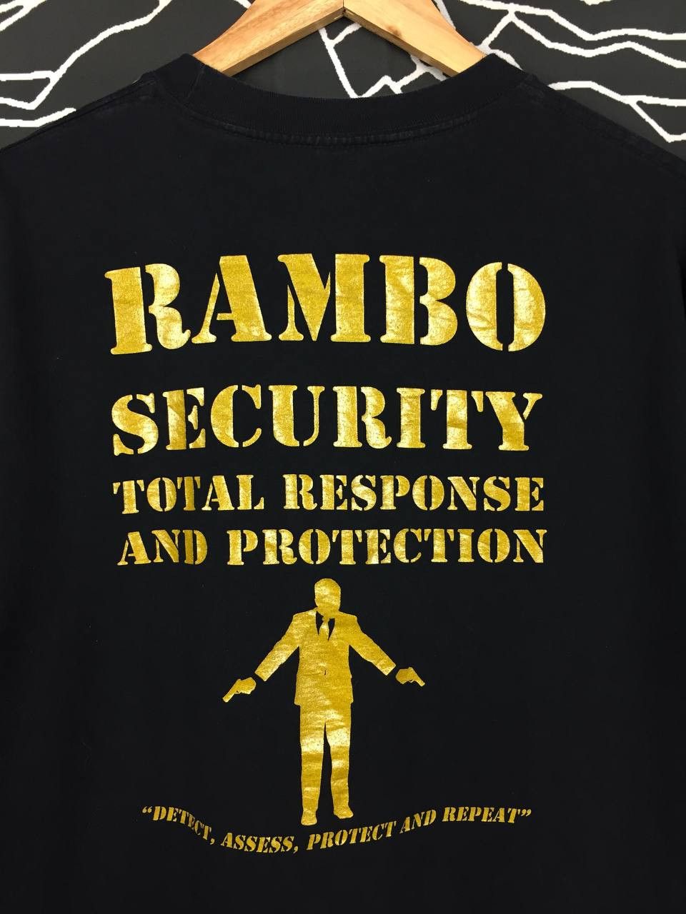 Vintage Rambo Security Services Total Response And Protection Tee Size US L / EU 52-54 / 3 - 3 Thumbnail