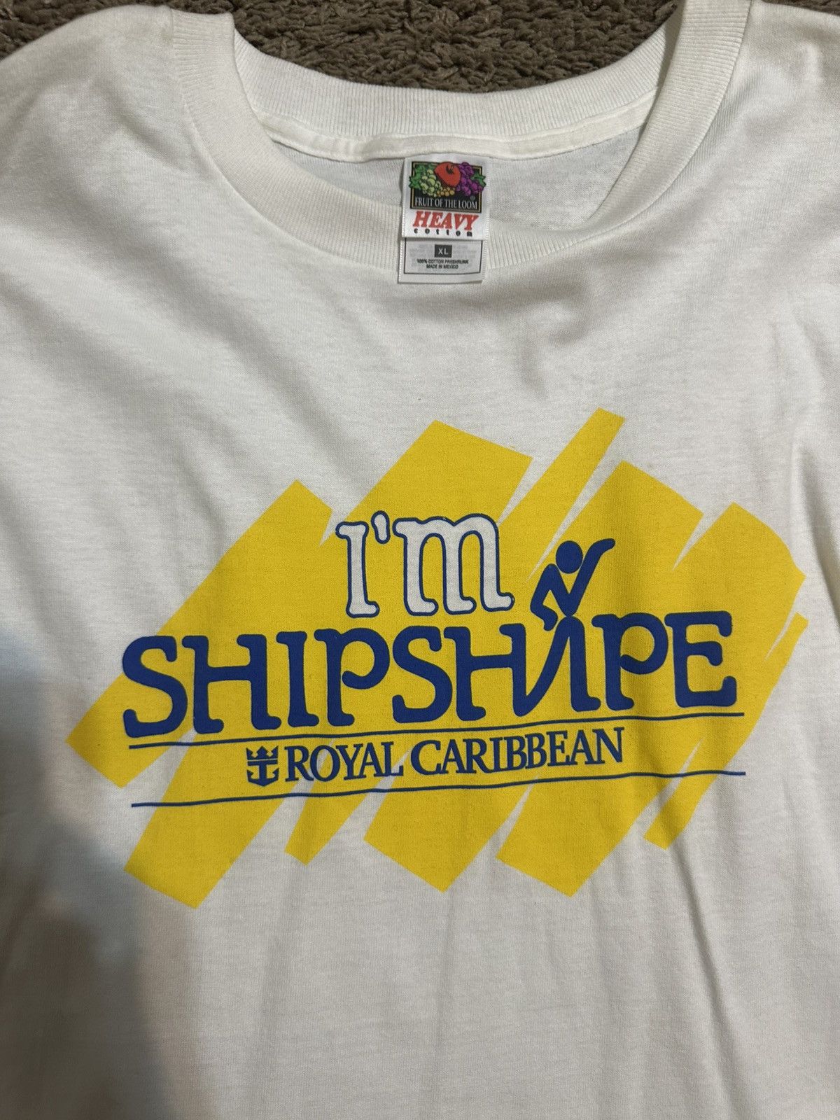 Fruit Of The Loom Vintage Royal Caribbean “triple white” shirt 09s size xl Size US XL / EU 56 / 4 - 2 Thumbnail