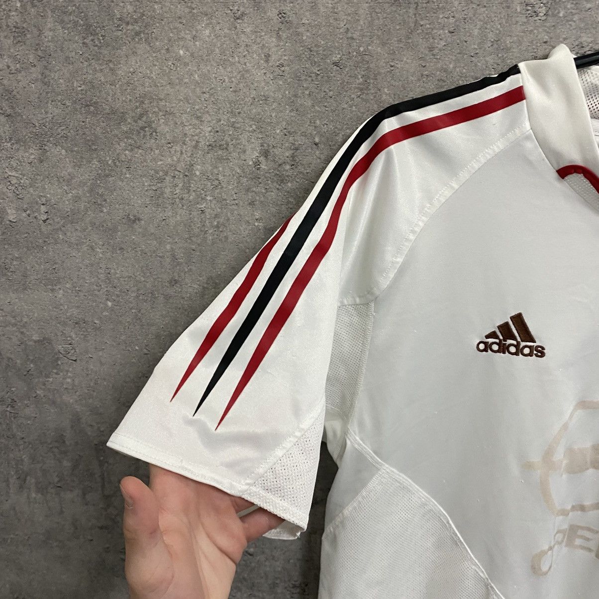 Adidas Vintage Adidas Milan 2004/2005 Football Shirt Soccer Jersey Size US S / EU 44-46 / 1 - 7 Thumbnail