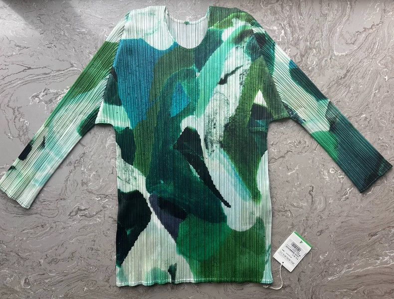 Issey Miyake Issey Miyake size:4 Green petal ink-wash long-sleeved shir Size XS / US 0-2 / IT 36-38 - 1 Thumbnail