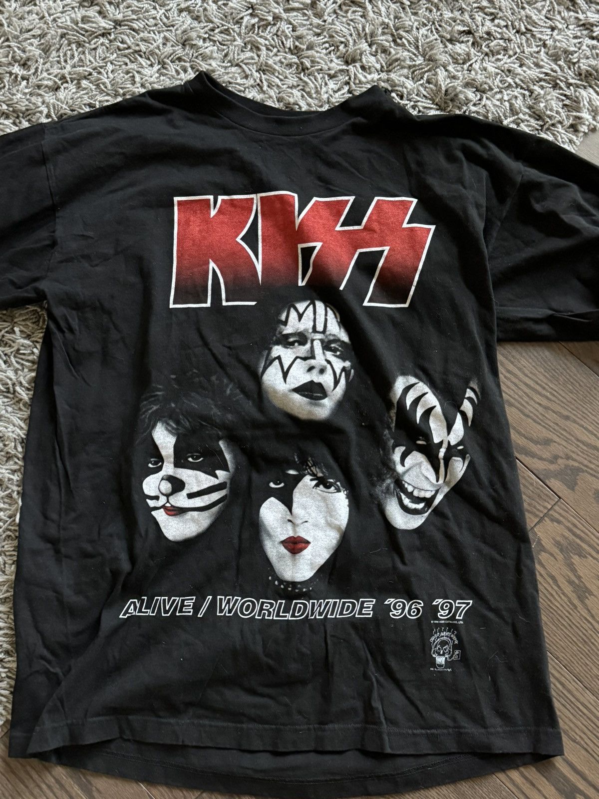 Kiss alive store worldwide 96’ 97’ shirt