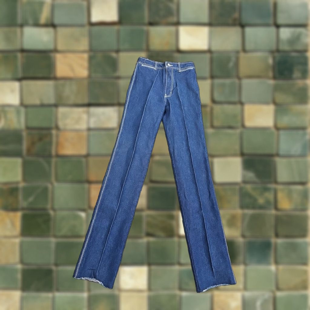 Jordache Jordache Jeans Unhemmed Vintage Long Dark Wash Deadstock 31 Men Blue 26x35.5 Size US 31 - 1 Thumbnail