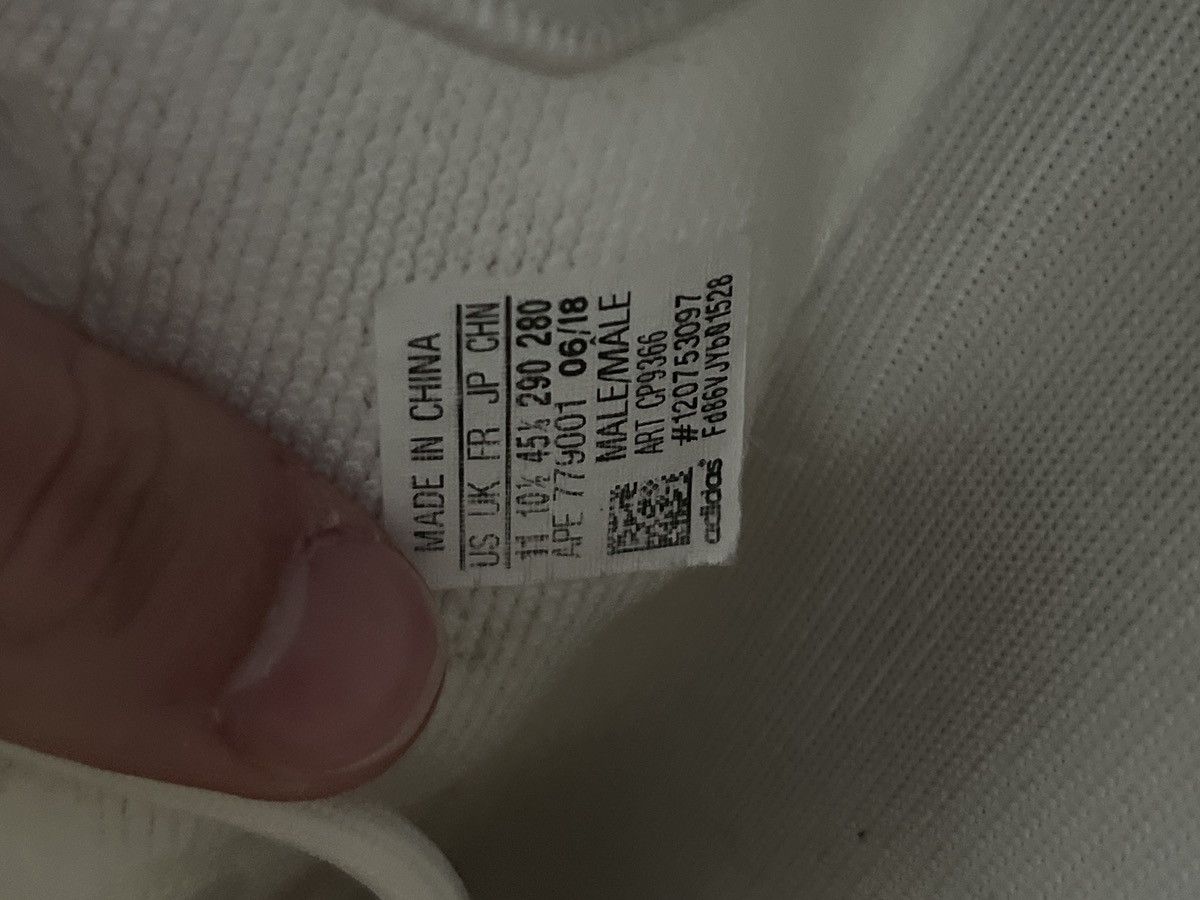 Adidas × Kanye West Adidas Yeezy 350 V2 Cream White Size US 11 / EU 44 - 6 Thumbnail