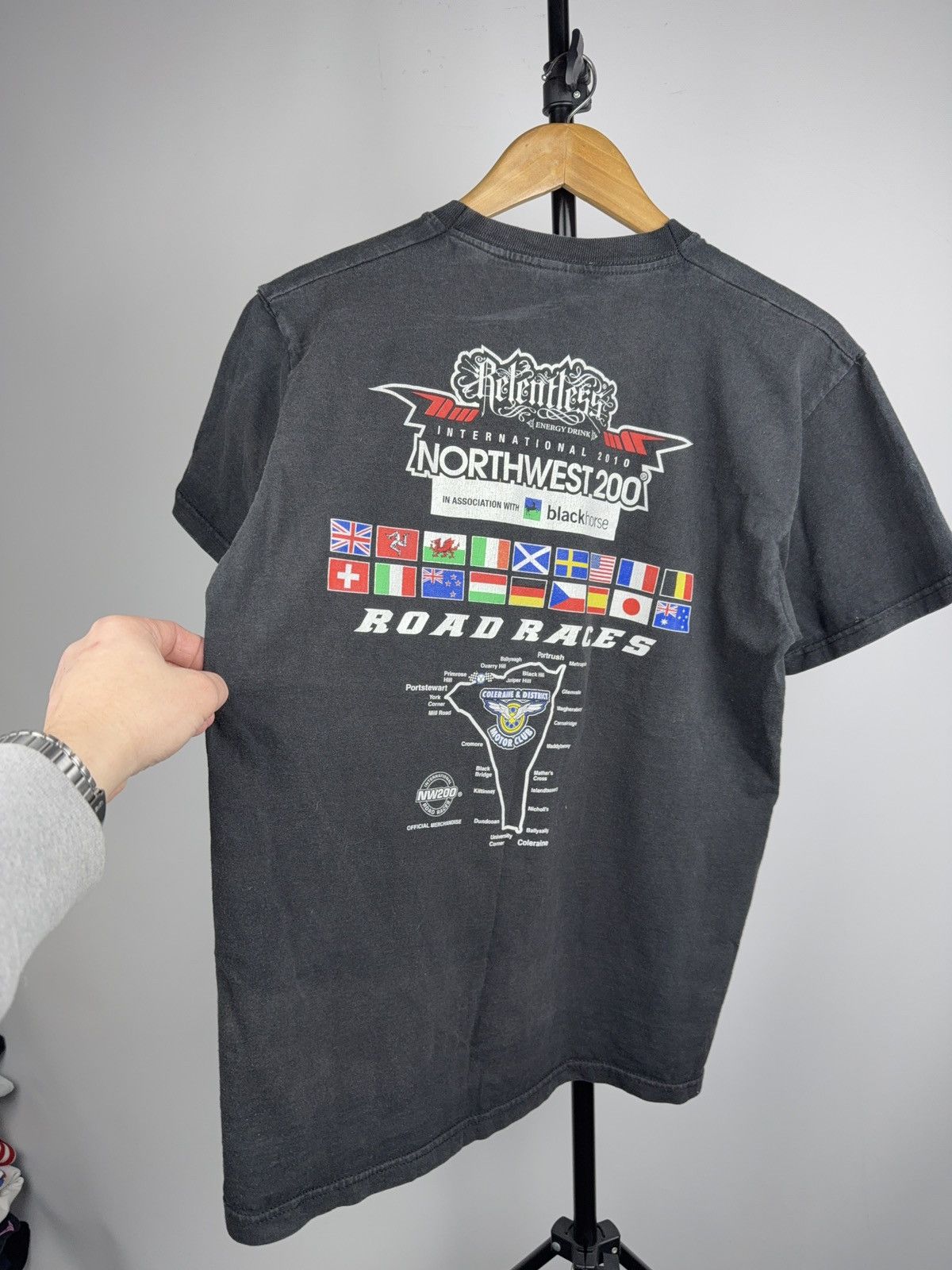 Vintage 00s Northwest 200 2010 Road Racing Moto T-Shirt Relentless Size US M / EU 48-50 / 2 - 11 Thumbnail