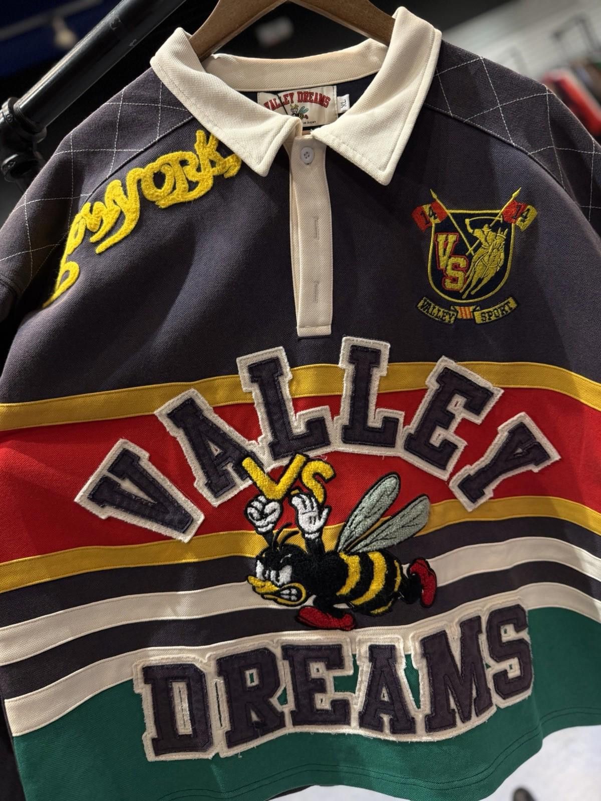 Vale Vale Forever Valley Dreams Rugby Long-Sleeve Tee Size XL New Size US XL / EU 56 / 4 - 9 Thumbnail