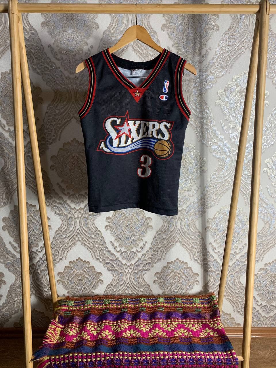 Champion VINTAGE CHAMPION PHILADELPHIA SIXERS NBA JERSEY RETRO 90s Size US XS / EU 42 / 0 - 1 Thumbnail