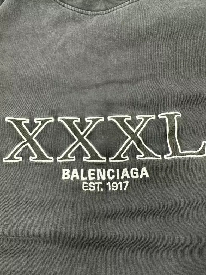 Balenciaga Balenciaga FW22 XXXL Size Letter Printed Crew Neck Short S Size US L / EU 52-54 / 3 - 3 Thumbnail