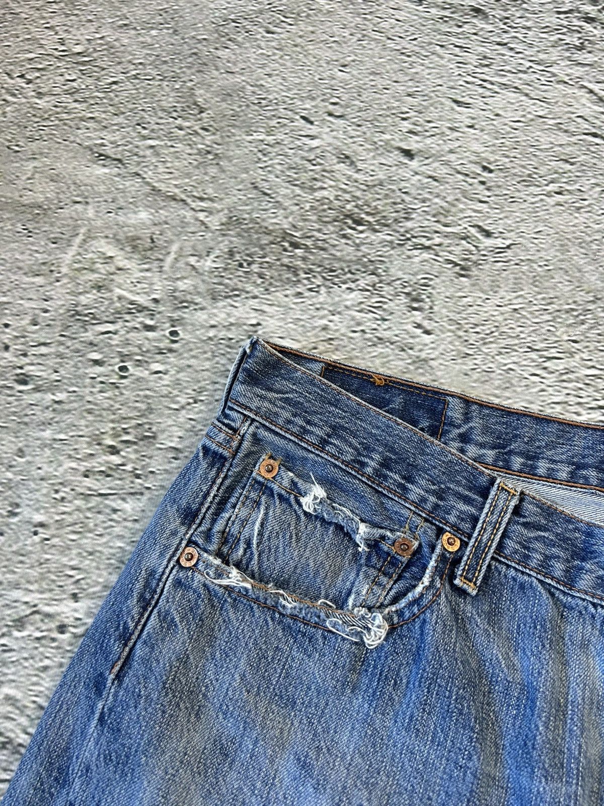 Levi's × Vintage Levi’s 501 vintage blue jeans denim pants Size US 34 / EU 50 - 10 Thumbnail