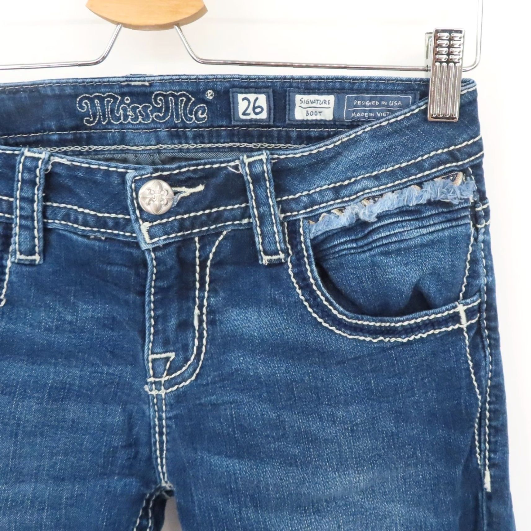 Miss Me Miss Me Jeans Bootcut Women 26 Signature Blue Denim Embroidered Pockets 5-Pocket Size 26" / US 2 / IT 38 - 4 Thumbnail