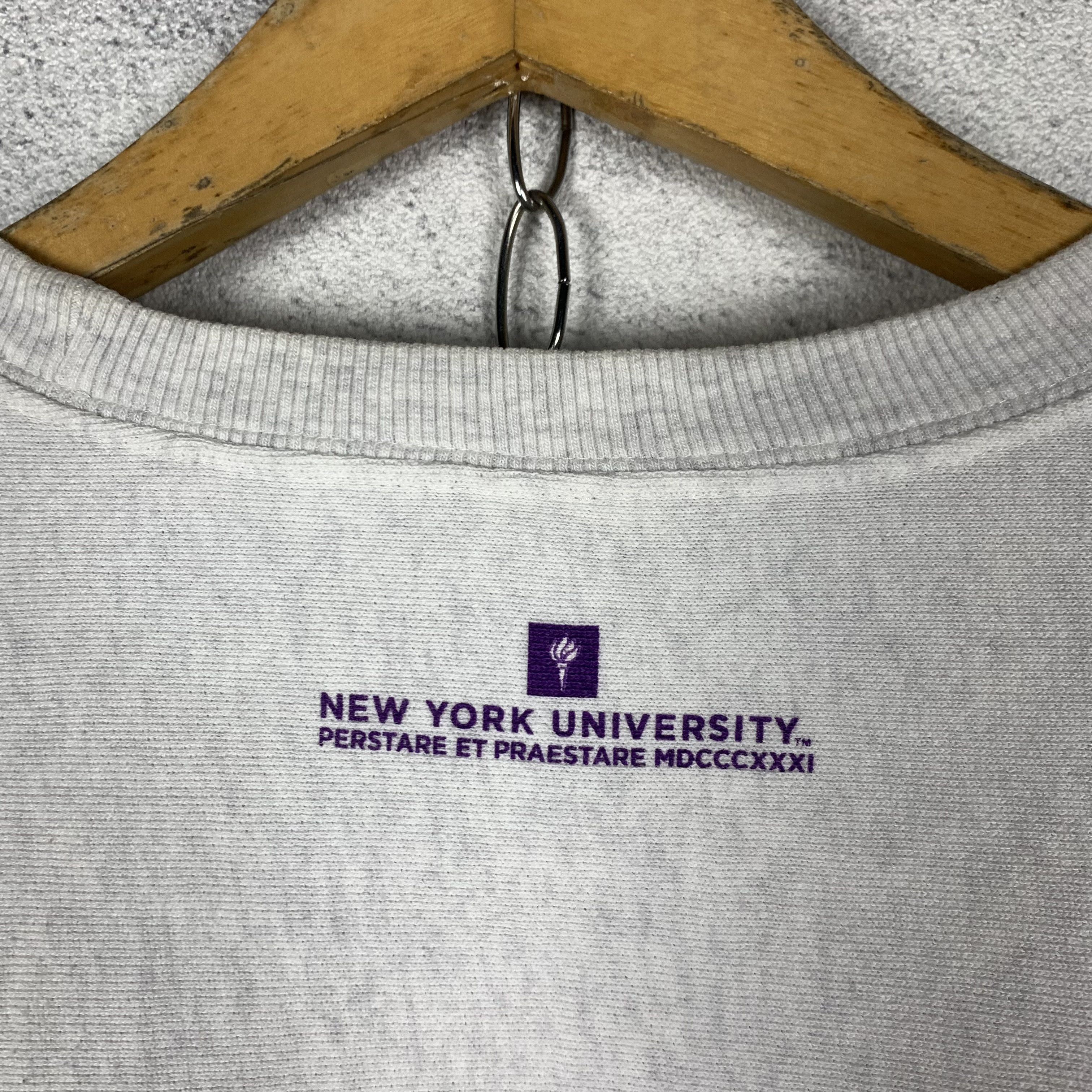 Japanese Brand NYU New York University Sweatshirt Crewneck Size US L / EU 52-54 / 3 - 3 Thumbnail
