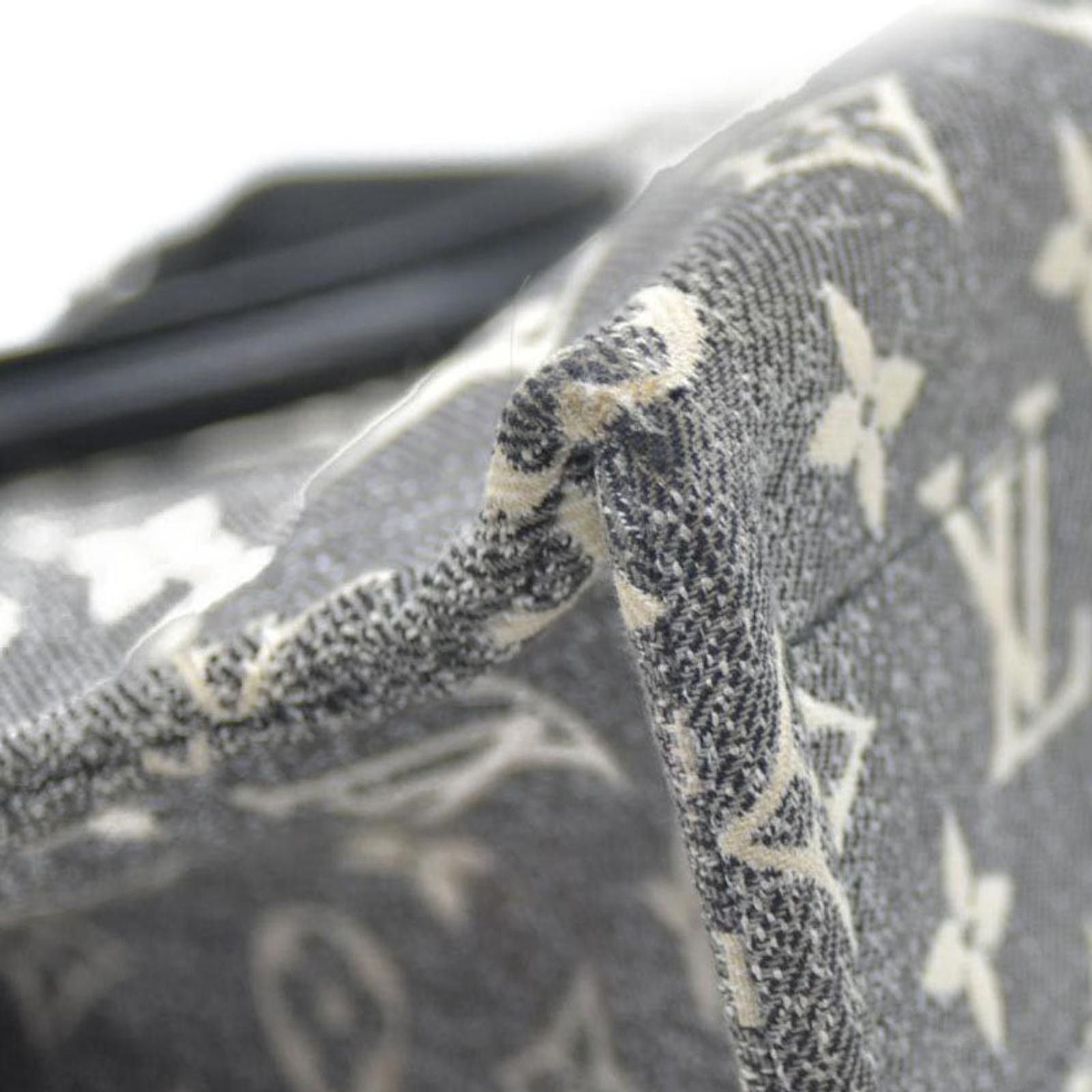 Louis Vuitton Louis Vuitton Monogram Jacquard Denim Onthego MM Black Size ONE SIZE - 9 Thumbnail