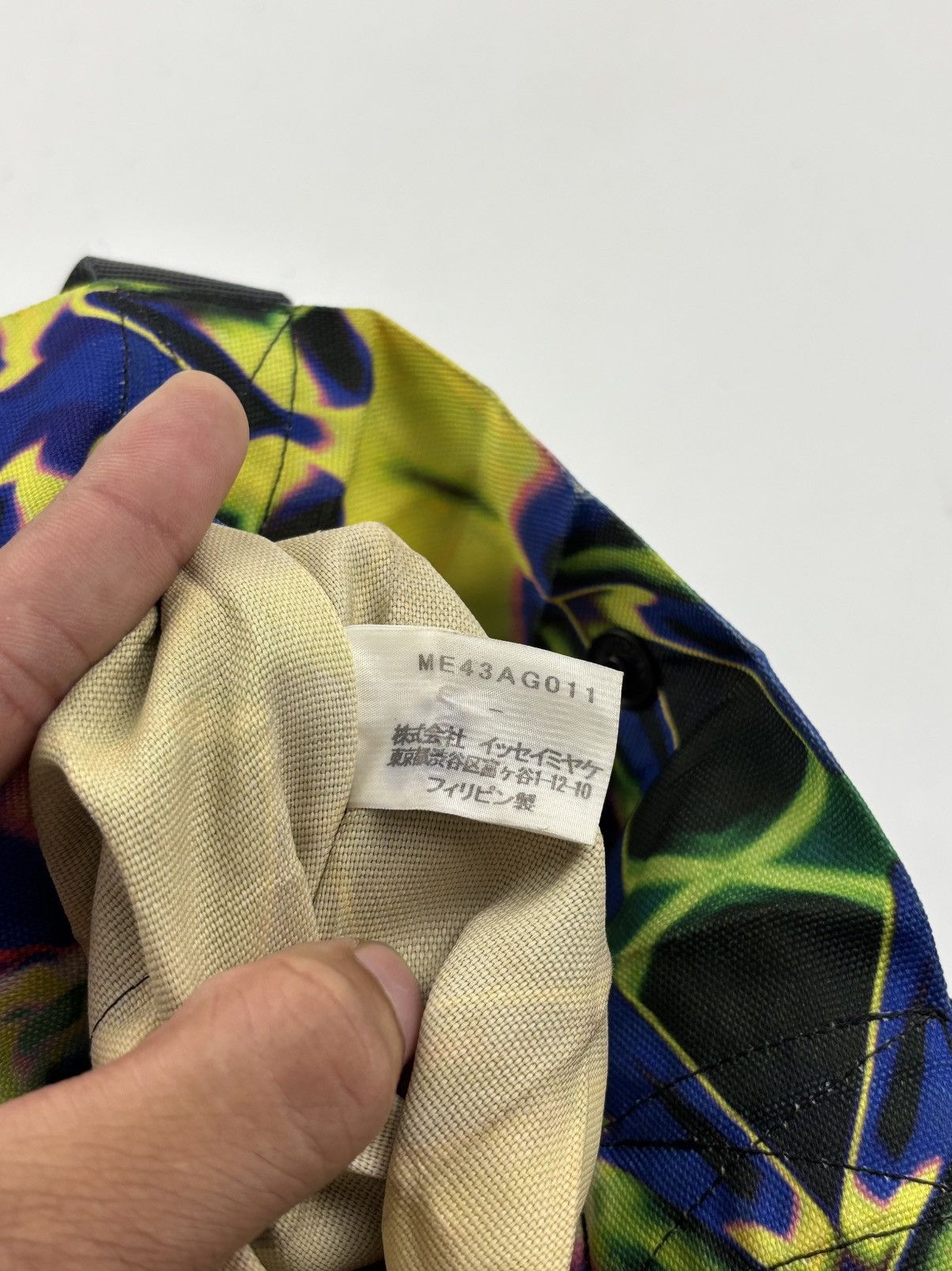 Issey Miyake Archive Issey Miyake Men Psychedelic Totebag Size ONE SIZE - 6 Thumbnail