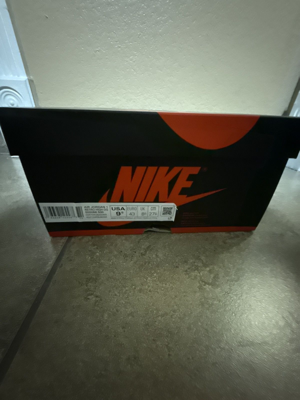 Nike Jordan 1 Retro High OG Court Purple Size US 9.5 / EU 42-43 - 10 Thumbnail