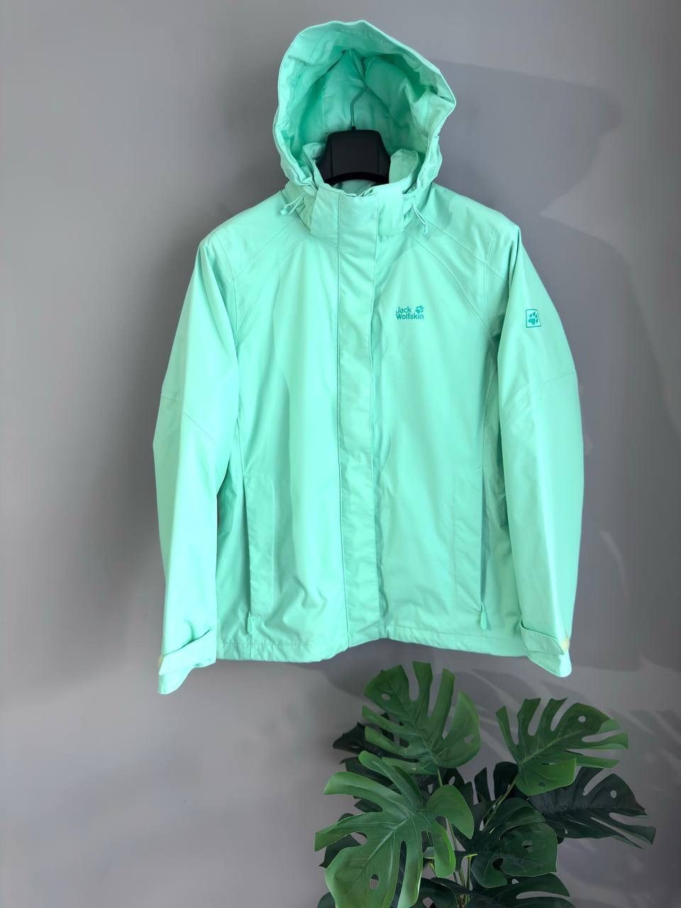 Jack Wolfskin Jack Wolfskin The Esmeraldas Women Waterproof Outdoor Jacket Size US M / EU 48-50 / 2 - 1 Thumbnail