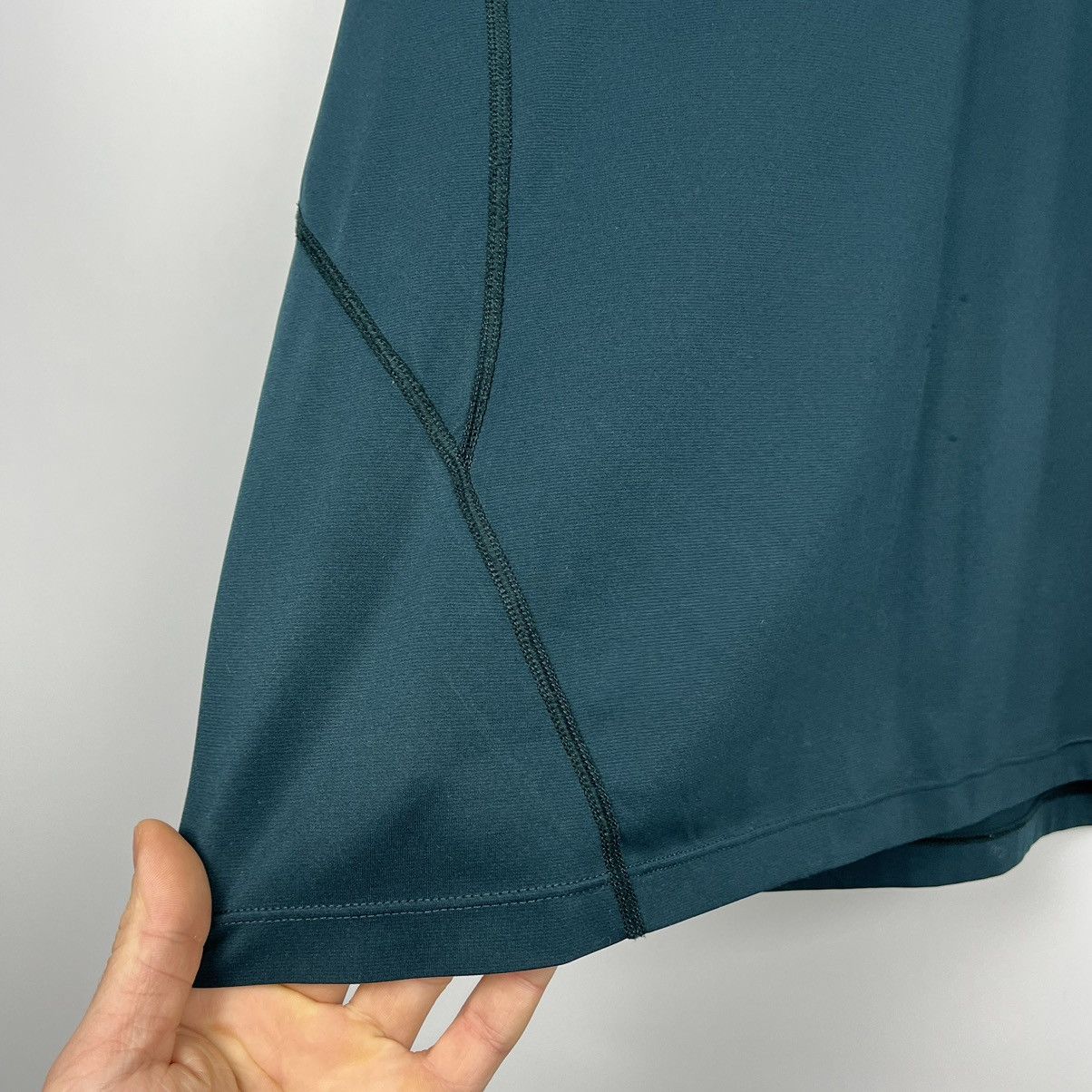 Arc'teryx Arc’teryx big logo bird gorpcore tee Size US L / EU 52-54 / 3 - 14 Thumbnail