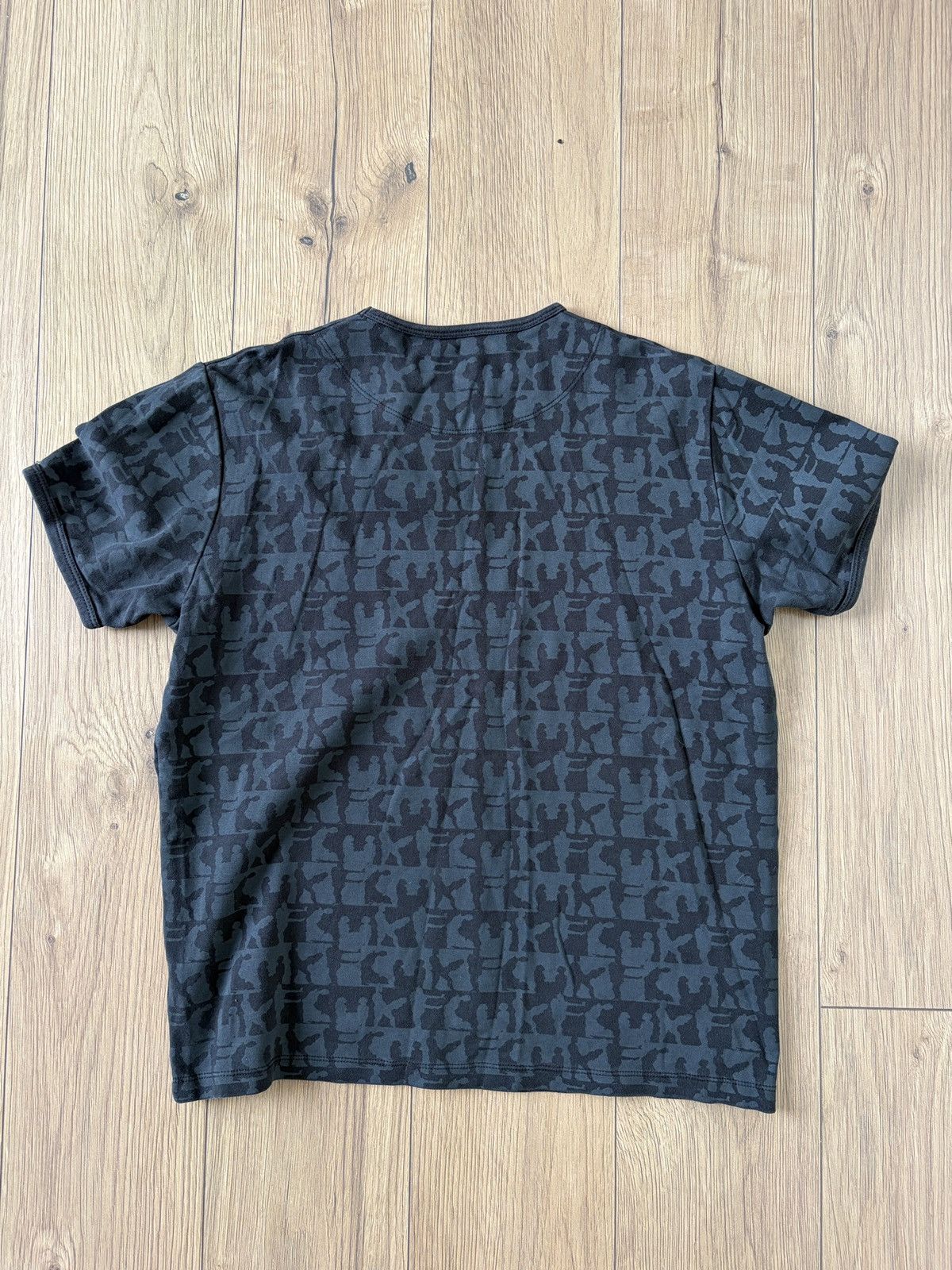 FCUK × French Connection Fcuk Fight and Fuck Sex Poses Logo T-shirt Size US S / EU 44-46 / 1 - 2 Thumbnail