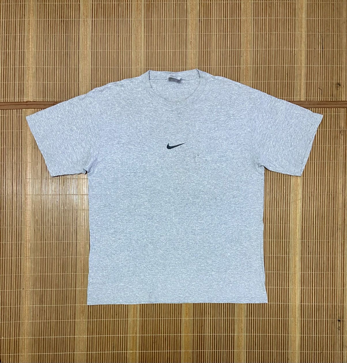 Nike VINTAGE NIKE BACK HIT TEE. Size US M / EU 48-50 / 2 - 2 Thumbnail
