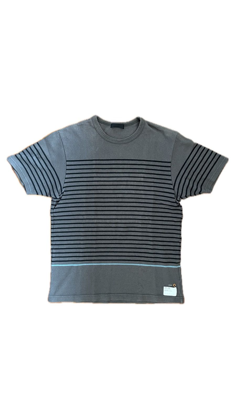 Jun Takahashi Undercover URCR SS10 "Less but Better" Vent Hole Tee Size US M / EU 48-50 / 2 - 1 Thumbnail