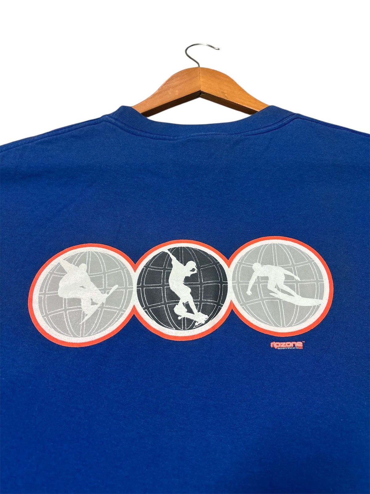 Welcome Skateboards RARE 90S RIPZONE BOARDING KICKFLIP GRAPHIC TSHIRT TEE🔥 Size US XL / EU 56 / 4 - 5 Thumbnail