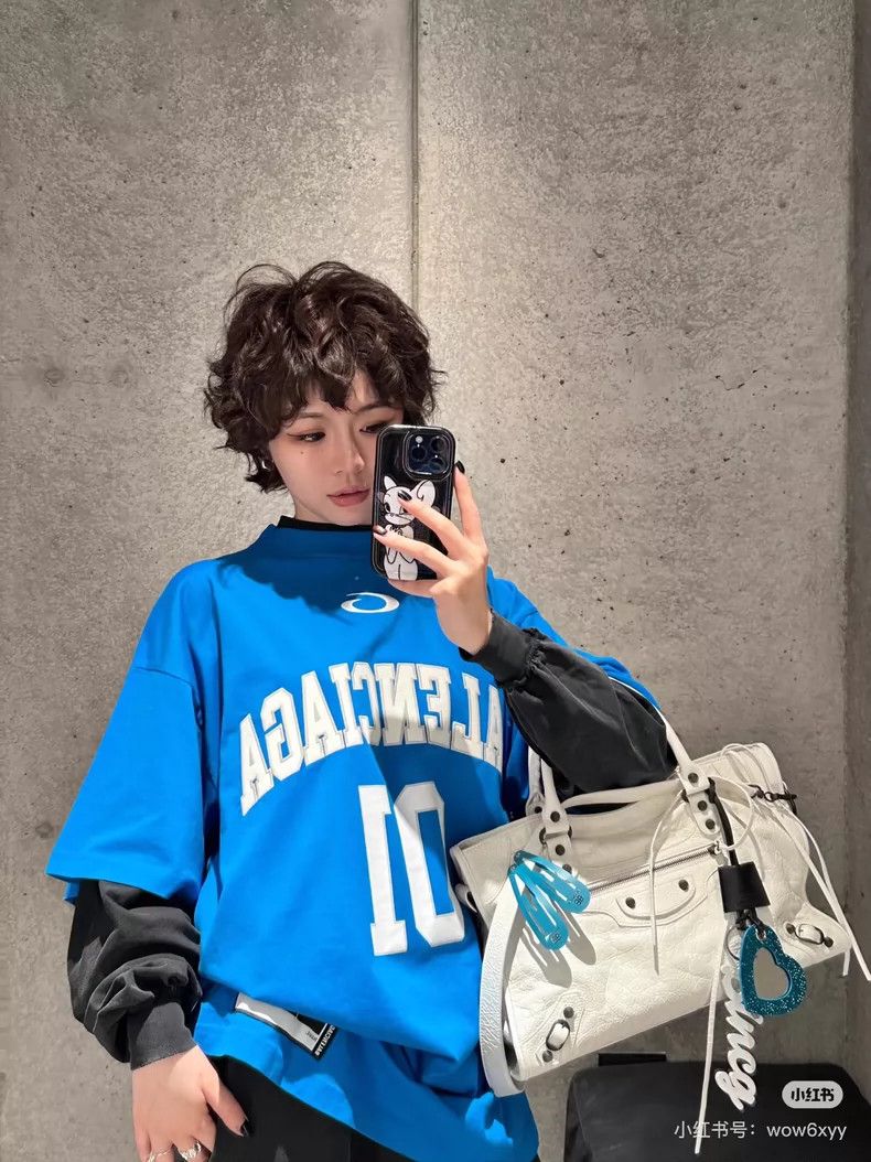 Balenciaga Balenciaga Basketball uniform jersey retro washed short sl Size US S / EU 44-46 / 1 - 5 Thumbnail