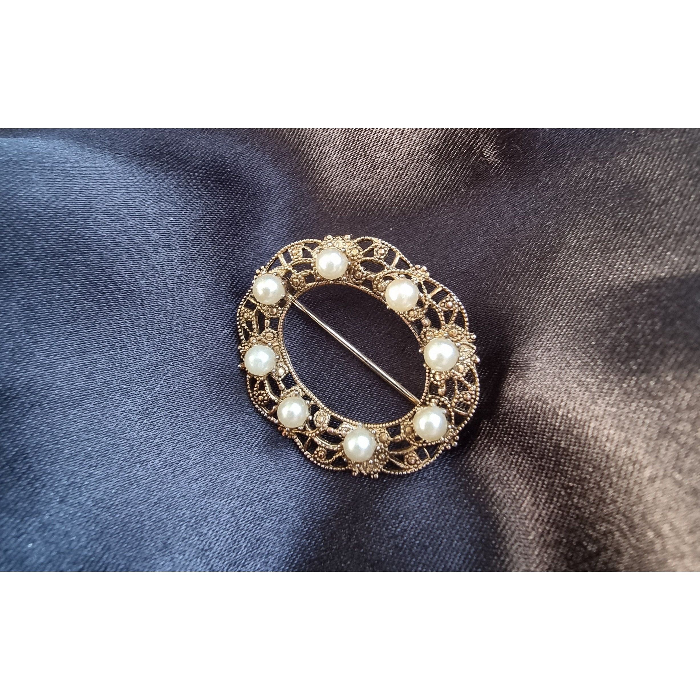 Vintage Vintage Faux Pearl Gold Tone Brooch Pin Size ONE SIZE - 5 Thumbnail