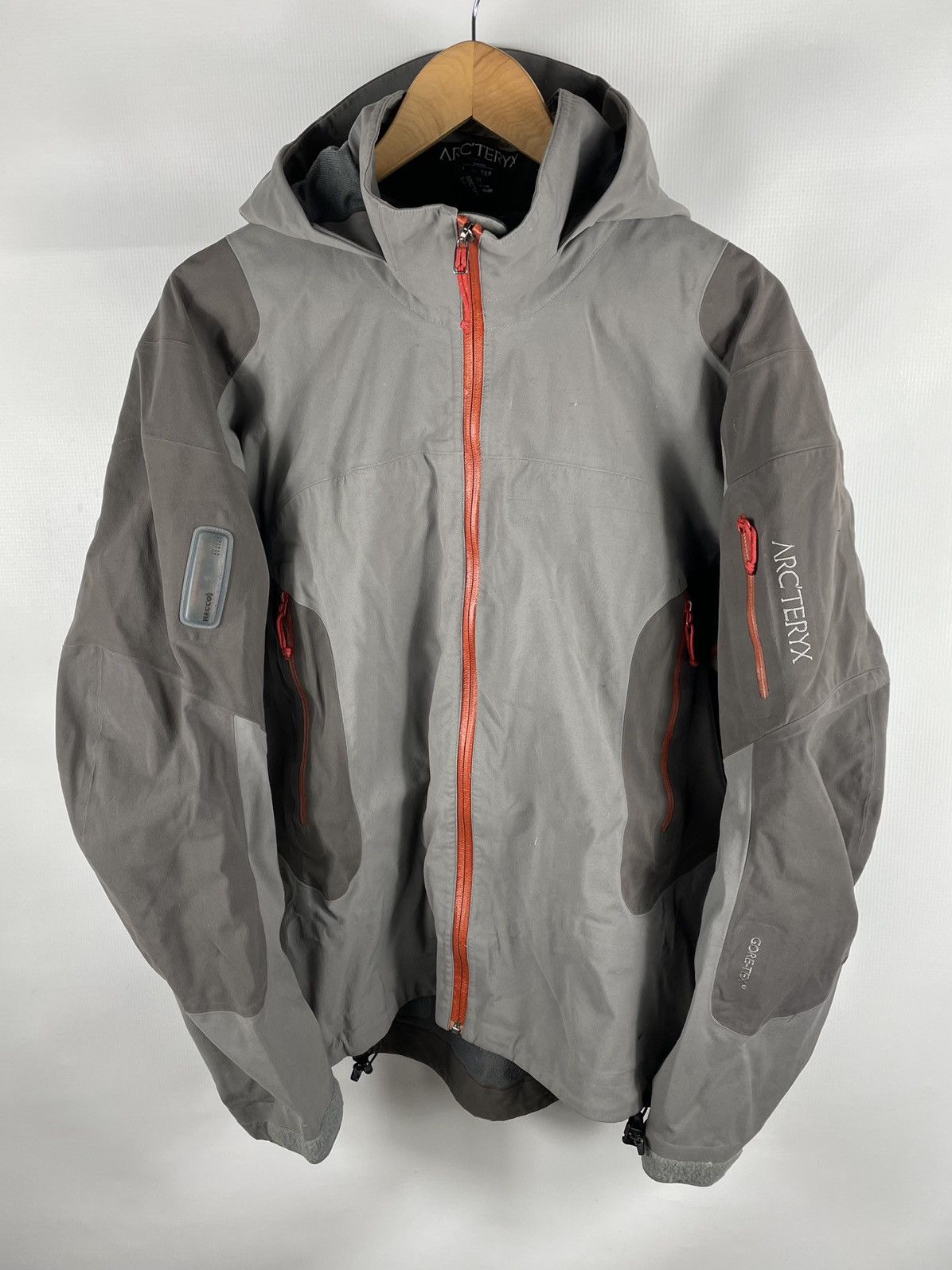 Arc'Teryx Rare Arcteryx ( Gore Tex ) jacket | Grailed