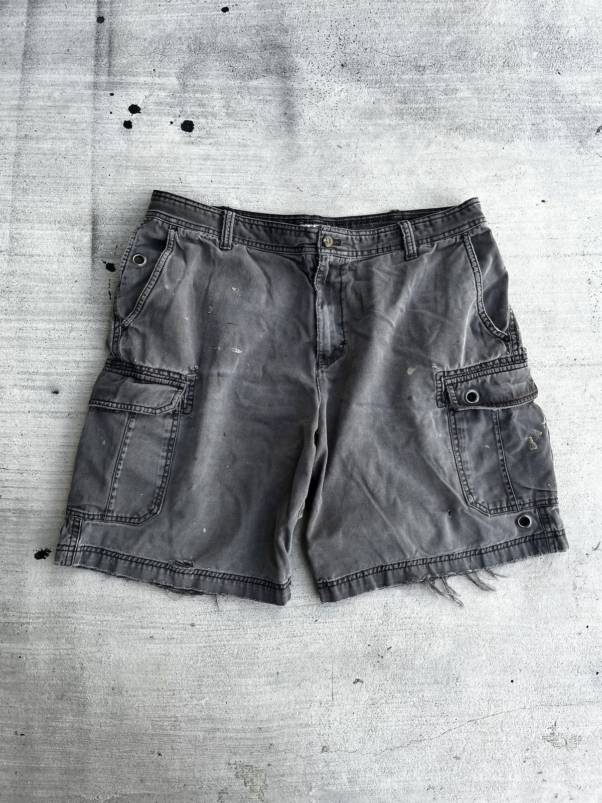 Izod × Vintage Gray custom shorts, size 36 super distressed Size US 36 / EU 52 - 1 Thumbnail