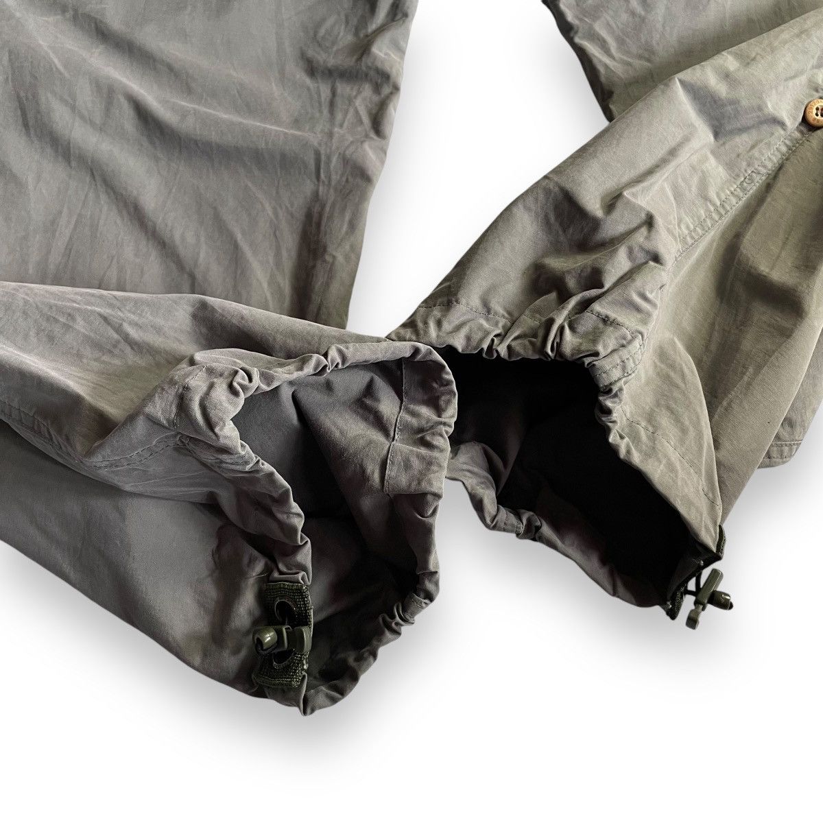 20471120 🇯🇵 291295 = HOMME 3 WAYS NYLON PARACHUTE CARGO PANTS Size US 34 / EU 50 - 15 Thumbnail