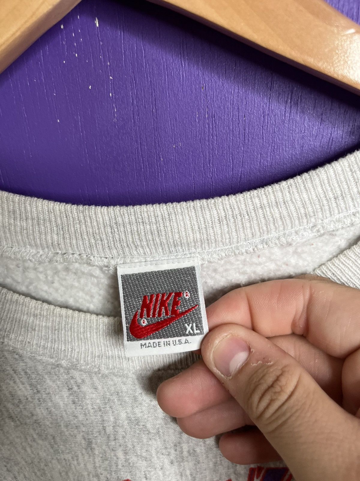 Nike × Vintage Vintage 1993 Nike Tim Allen the brief tour sweatshirt Size US XL / EU 56 / 4 - 4 Thumbnail