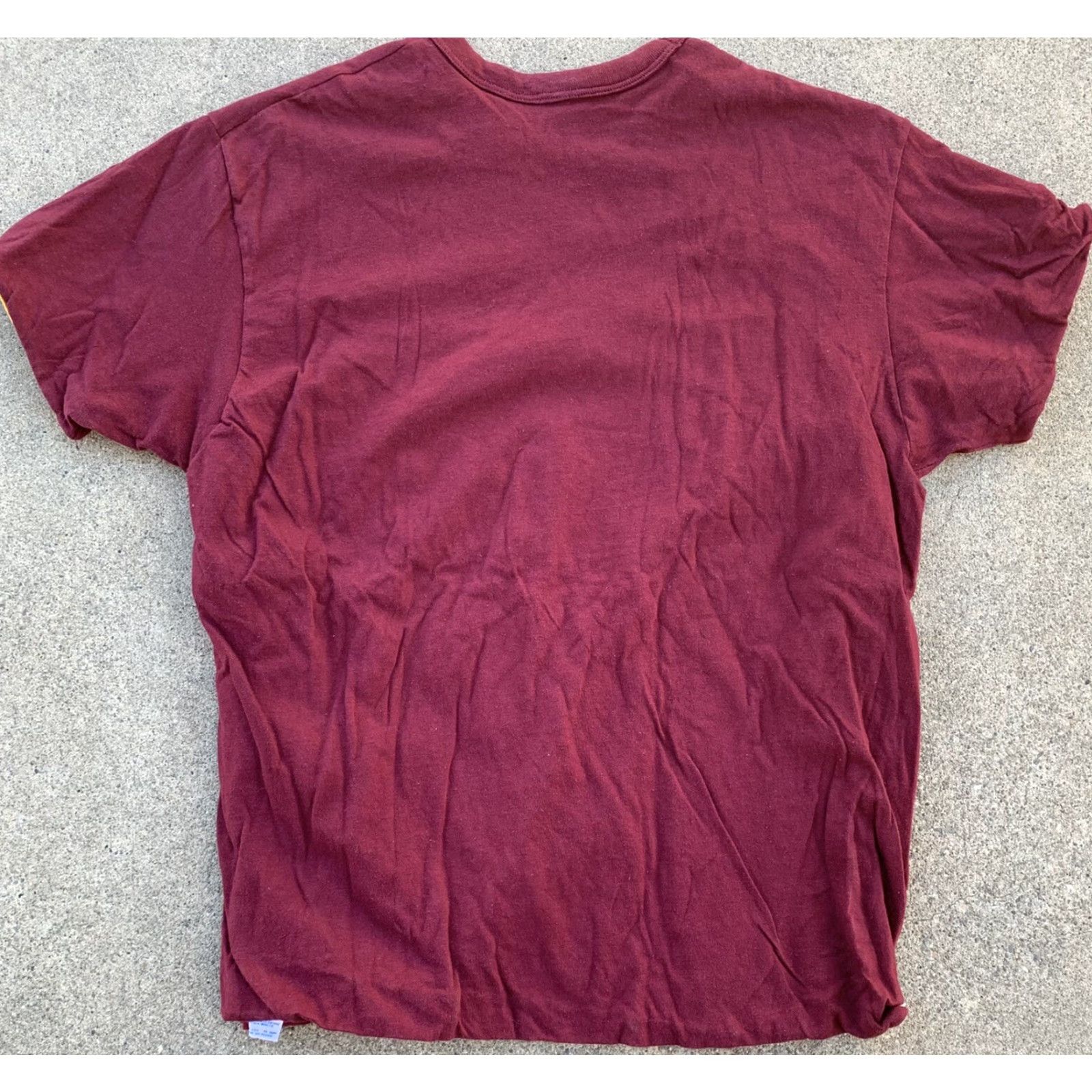 Champion VINTAGE Champion Basketball Hall of Fame Springfield Mass t-shirt XL Men Red 1980s Graphic Tee Made In USA Short Sleeve Shoes? Size US XL / EU 56 / 4 - 7 Thumbnail